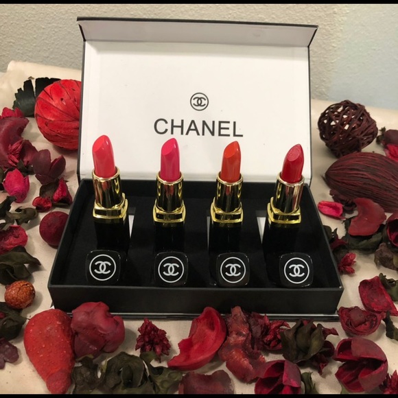 Chanel Lipstick Kit - Picture 2 of 4